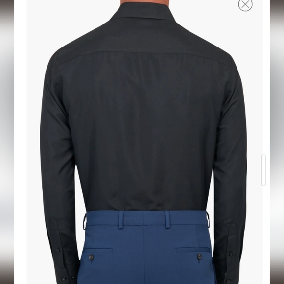 Slim Fit Solid Non-Iron Performance Dress ShirtSOCIETY OF THREADS - Picture 3 of 8